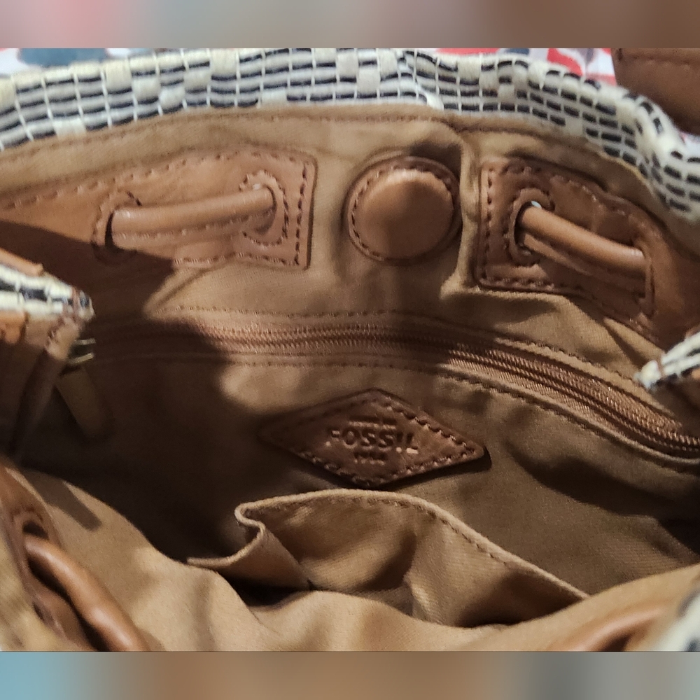 Fossil Claire Mini Drawstring Bag, NWOT - Picture 9 of 10